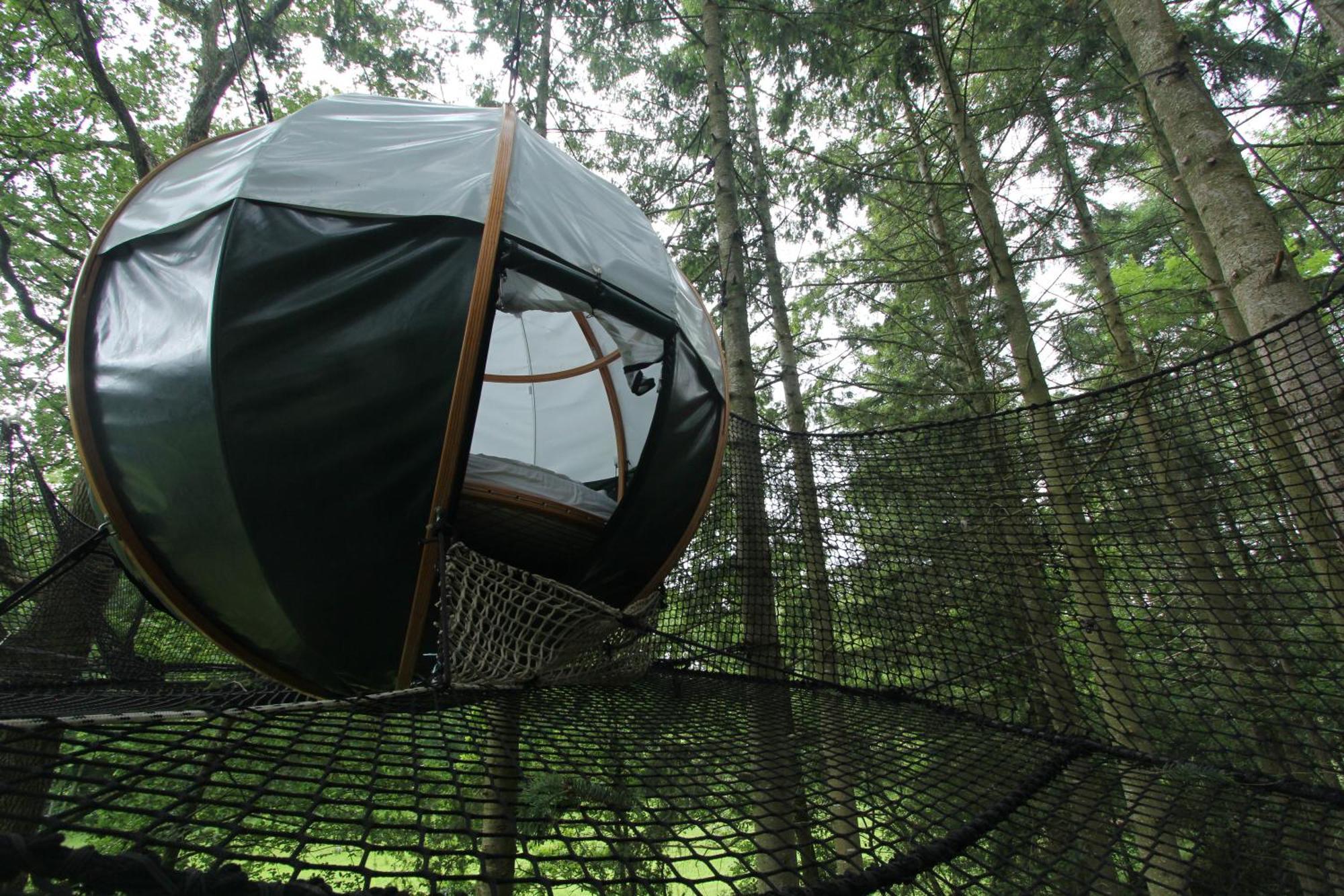 Insolite Dans Les Arbres Les Ormes, Epiniac Bed & Breakfast Dış mekan fotoğraf