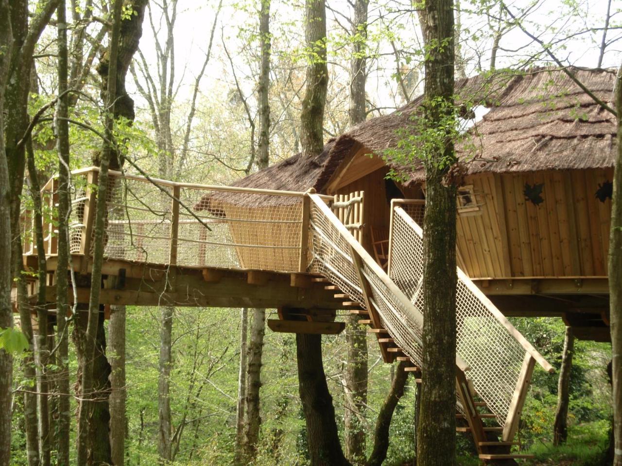 Insolite Dans Les Arbres Les Ormes, Epiniac Bed & Breakfast Dış mekan fotoğraf